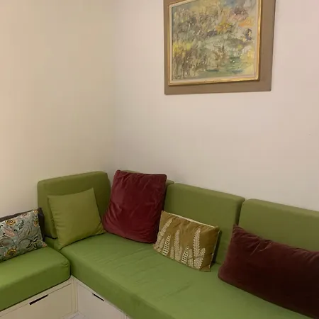 Apartment Bonjour Menilmontant! *