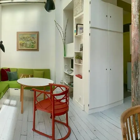 Apartment Bonjour Menilmontant!