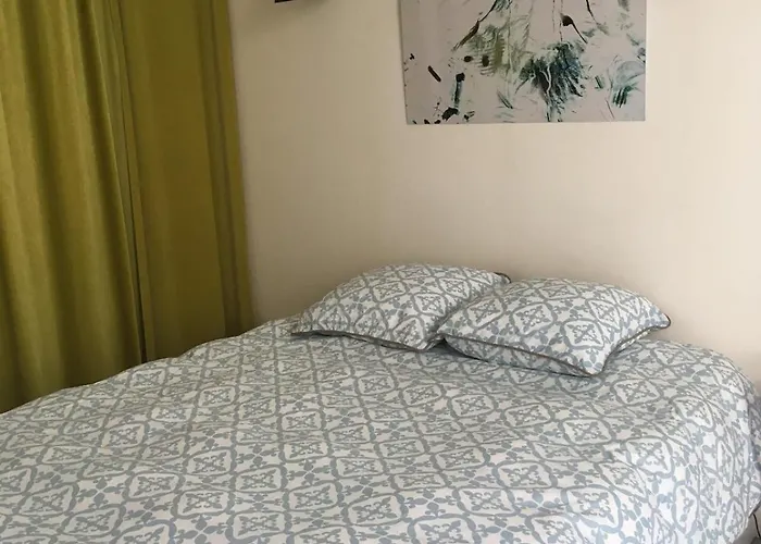 Bonjour Menilmontant! * Paris